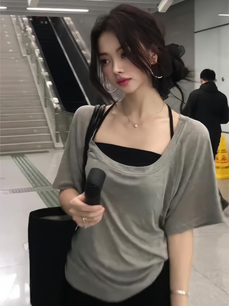 Piece set, new Korean loose and thin short-sleeved T-shirt for women's summer pure desire wind sunscreen stacked on a small top