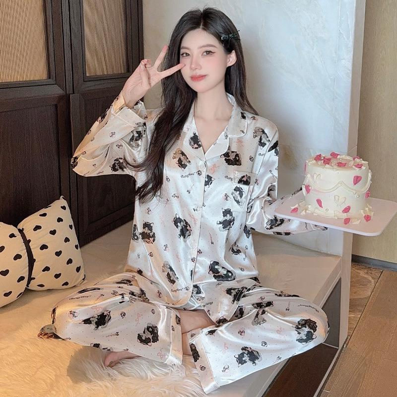"Korean Ins-Style Imitation Silk Pajamas: Women's Long-Sleeve Cute Bear Dot Set"