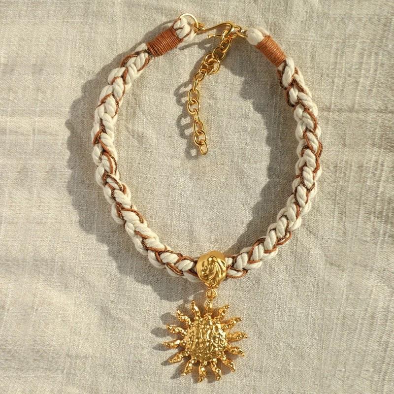 

Крученое плетеное ожерелье с подвеской-солнцем, темпераментная ретро-цепочка до ключицы, нишевая личность, универсальные украшения