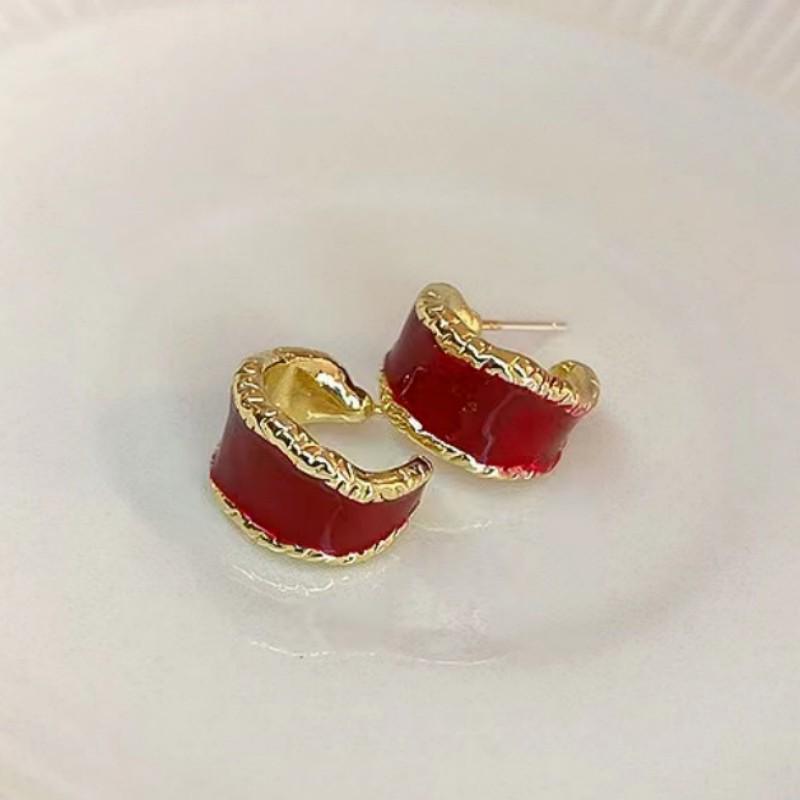 Wine Red Geometric Pleated Stud Earrings - Autumn/Winter Luxury Design for Women
