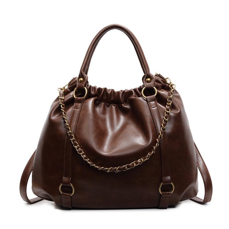 Backpack Chain Retro Bag New Tote Bag Autumn and Winter Large Capacity Shoulder Commuter Women's Bag Leisure Bag