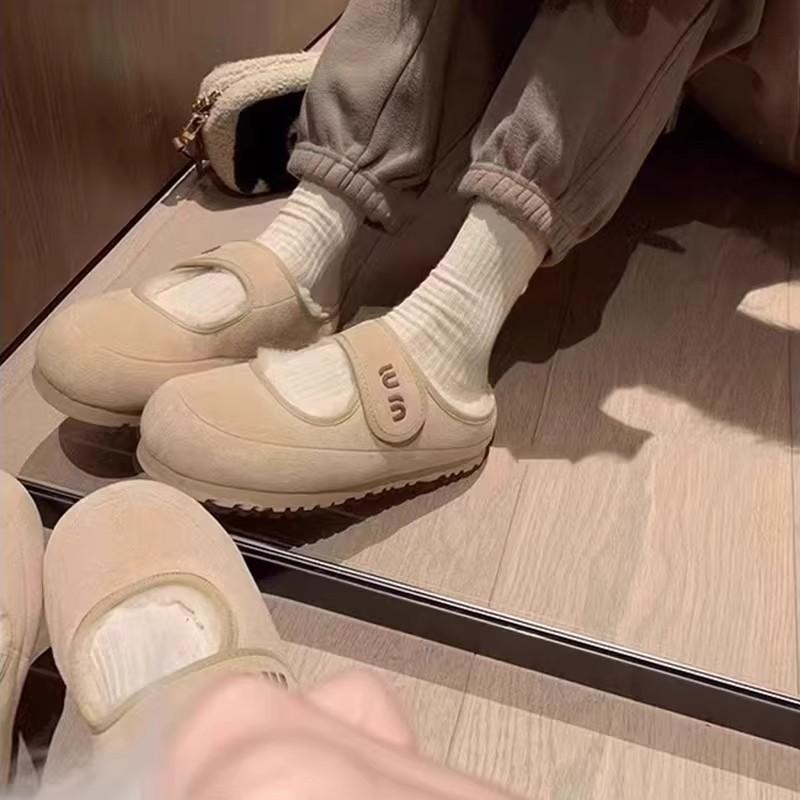 Grape Mother of the Same Style, Cute Velcro Warm Half Drag Ugly Cute Wool Mary Jane Mao Mao Single Shoes Autumn and Winter