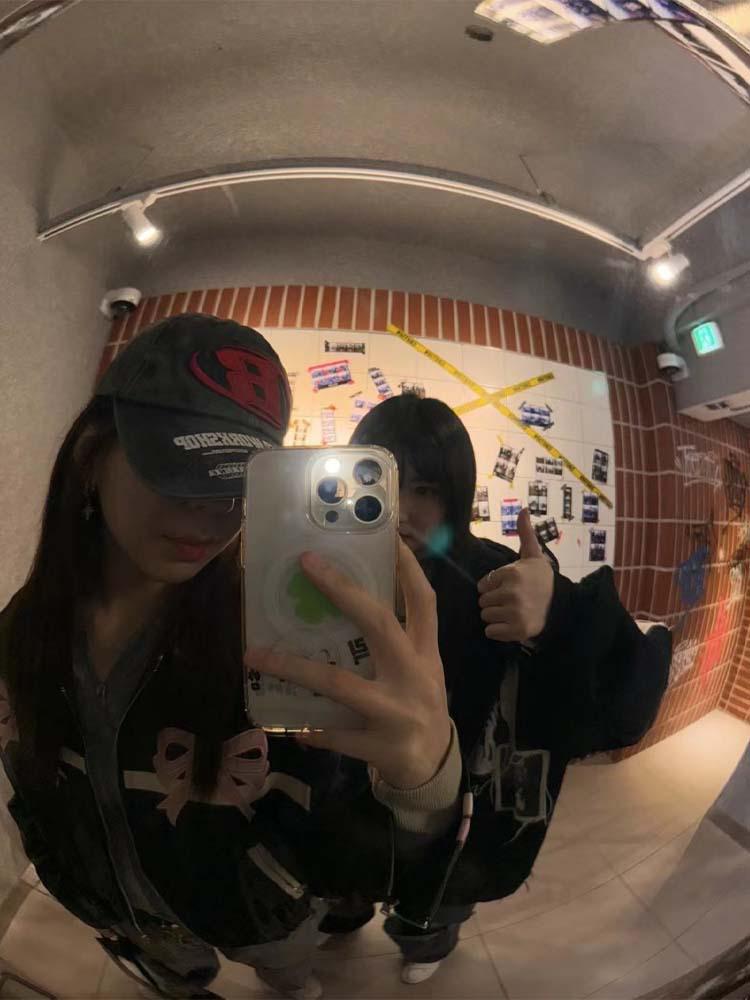 Korean Street Fashion Unisex Embroidered Logo Baseball Cap - Retro Washed Look