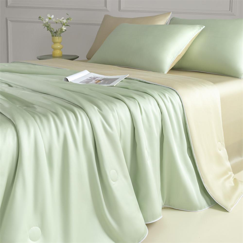 Cooling Feeling Blankets Smooth Air Condition Comforter Breathable Lightweight Quilt with Double Side Cold Cooling Fabric