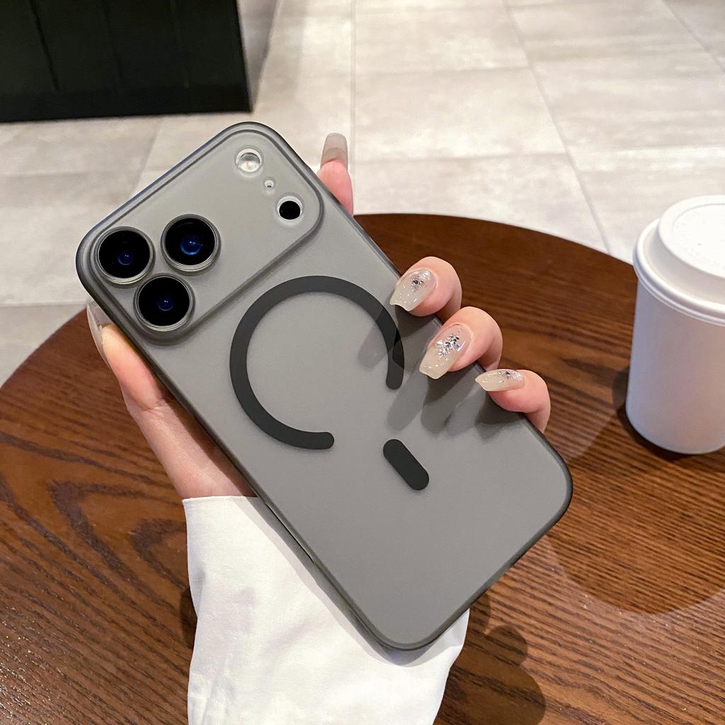 Lüks Ultra İnce Mat Şeffaf Magsafe Kılıf iPhone 17 Air 16 15 14 Plus 13 12 11 Pro Max için Manyetik Kablosuz Şarj Kapağı