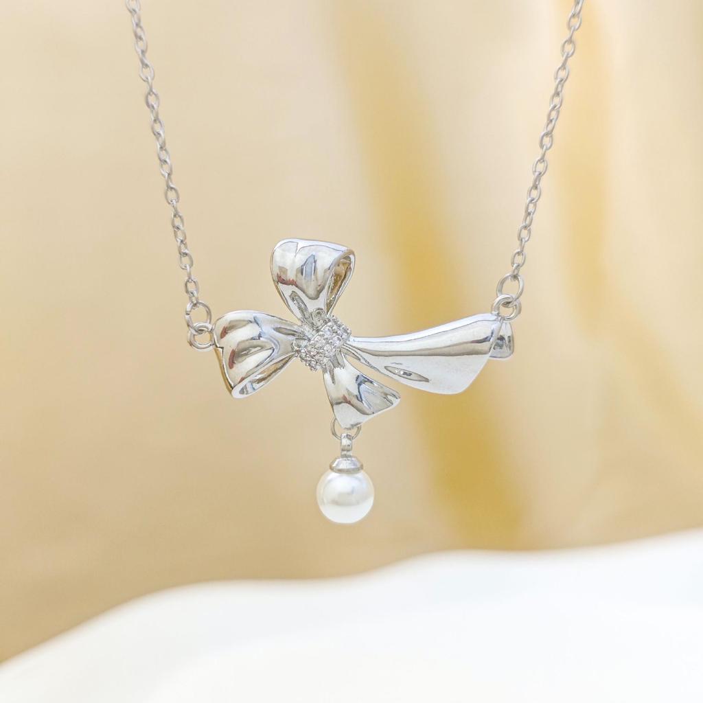 Élégant Collier Nœud Perle - Luxe Léger, Inaltérable, Chaîne de Clavicule Polyvalente pour Femmes