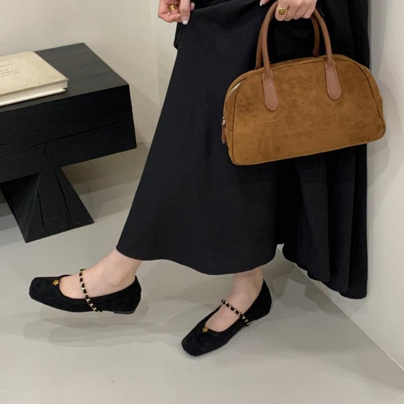 2025 Autumn New Temperament Inner Height Increase French Gentle Style Women's Shoes Square Head with Single Shoes Women's Outer Wear