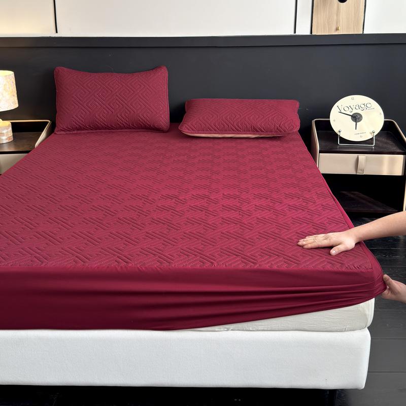 Waterproof Quilted Anti-Stain Anti-Slip Mattress Protector
