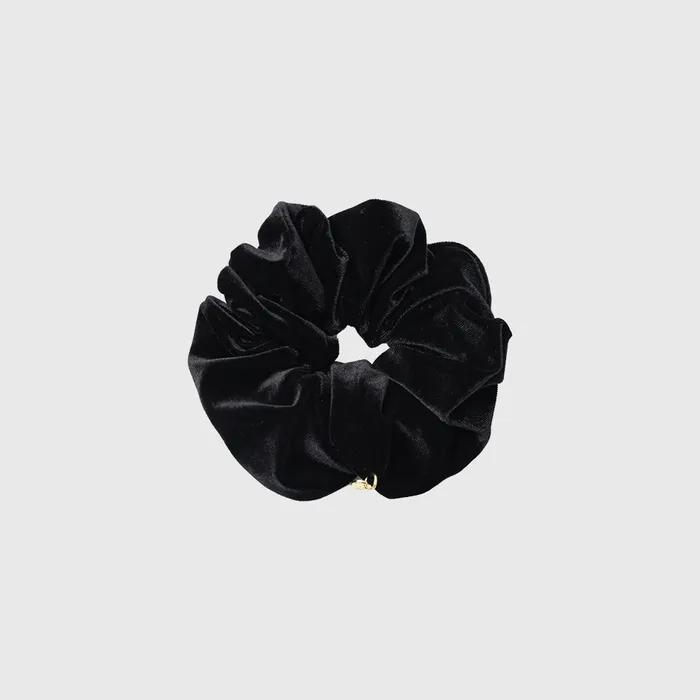 Daphne Velvet Hair Scrunchie_Black