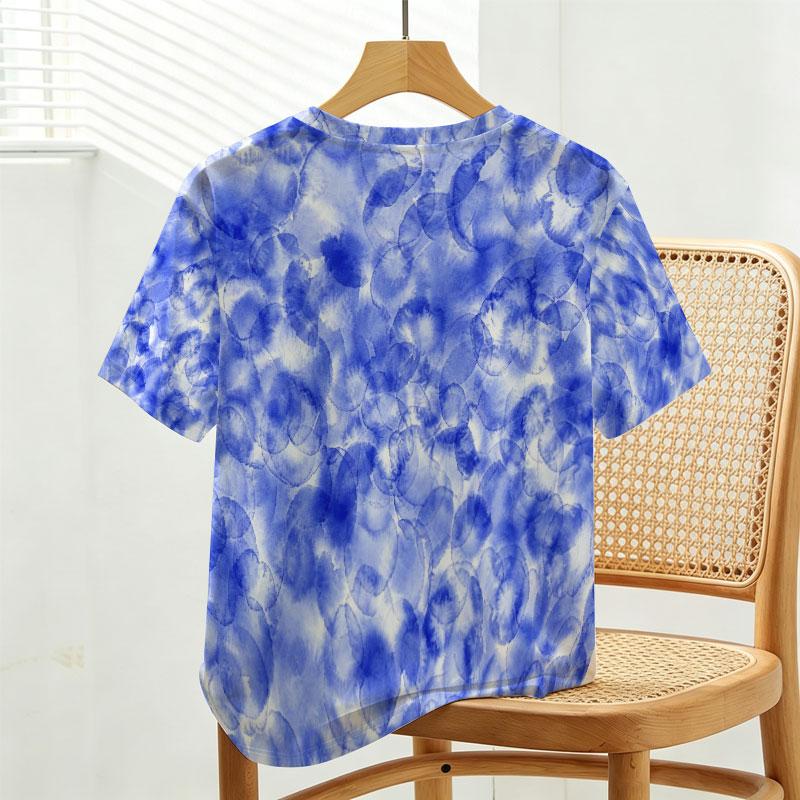 Women’s Short Sleeve T-Shirt Korean Minimalist Blue White Tie Dye, Soft Loose Fit Summer Tops for Beach, Daily Casual, Night Market Hangout