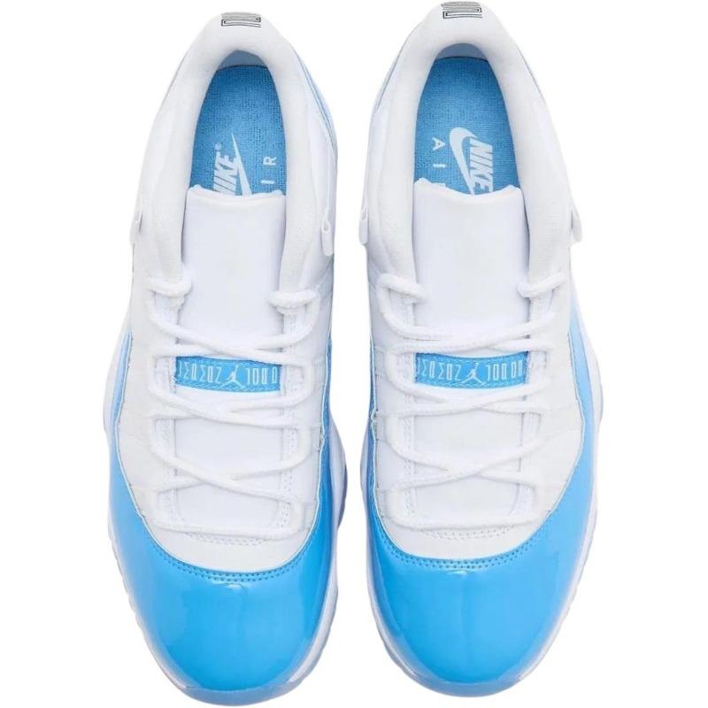 Scarpe da basket basse Air Jordan 11 Retro Low GS bianche/blu universitario unisex FV5121-100
