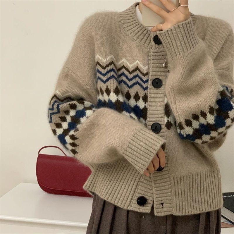 Autumn and winter new loose casual lazy wind knitted cardigan top women's retro jacquard sweater jacket