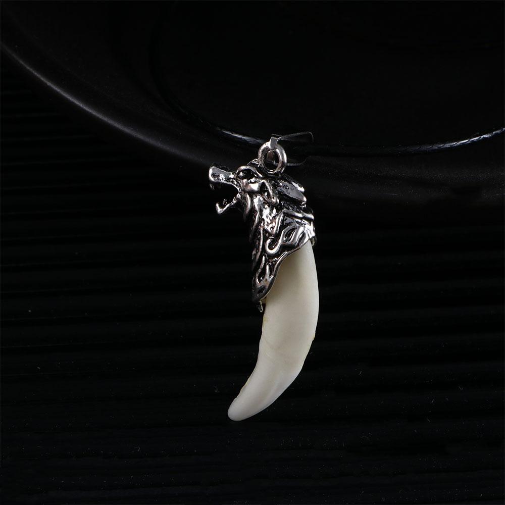 New Design Men Jewelry Boy Titanium Steel Wolf Tooth Necklace Domineering Pendant Fashion
