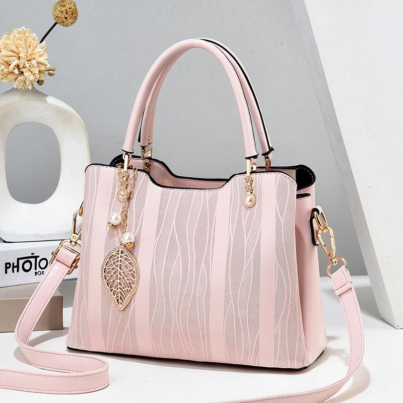 New Women Embossed Leather Shoulder Bag Large Capacity Crossbody Bag Fashion Handbag Shopping Tote Bags Women Handbags