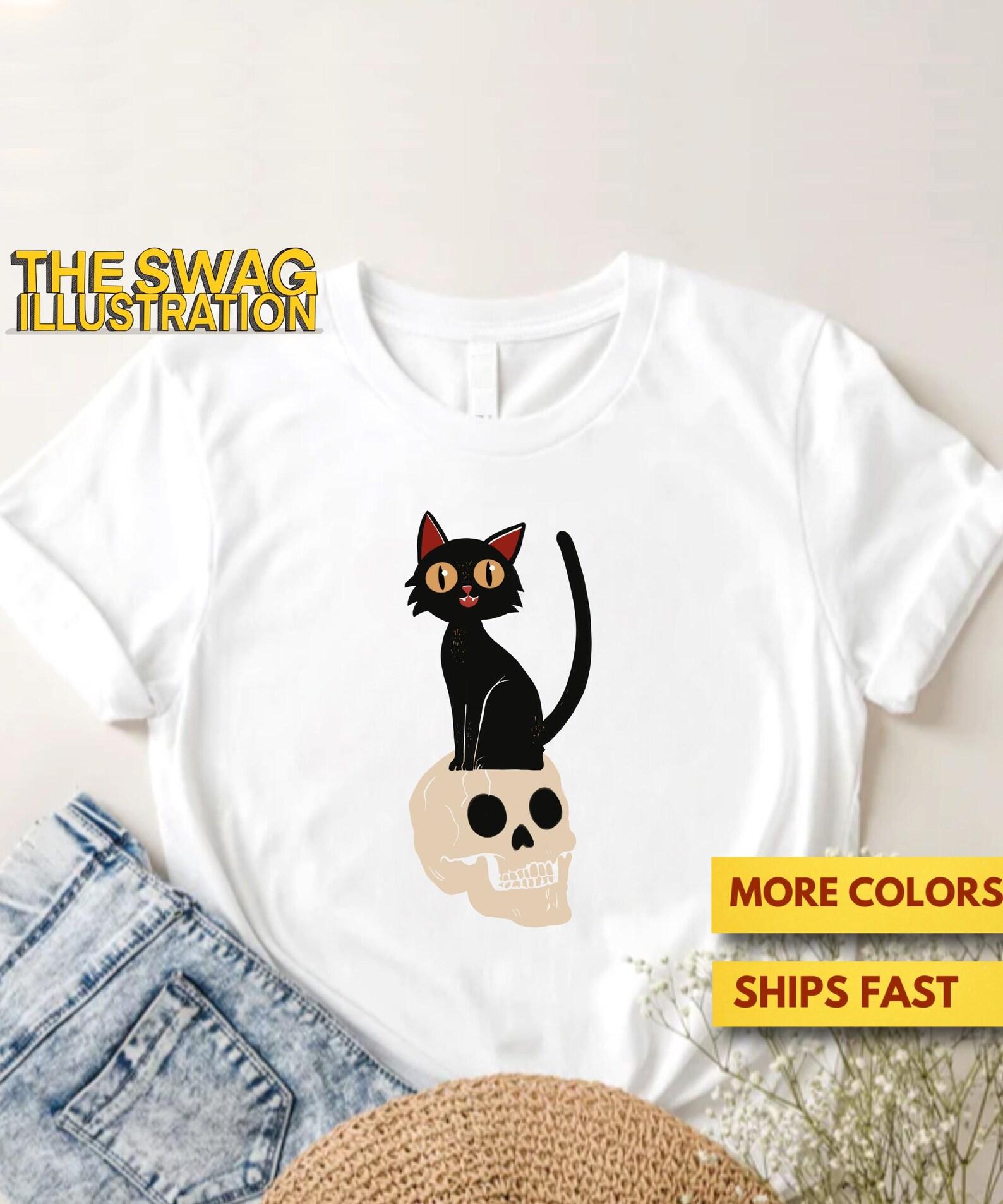 Halloween CaT shirt, Look What The Cat Dragged In, Cats Bring You The Strangest Presents, Cute Cat Lovers Gift, Halloween Skull Premium Tee M
