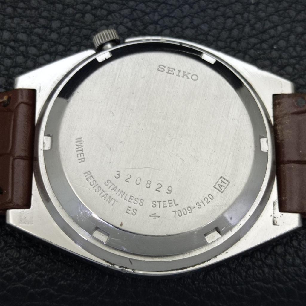 JAPAN 7019A VINTAGE SEIKO 5 AUTOMATIC MENS RED COLOR DIAL WATCH A701325-5 R206a-a701325