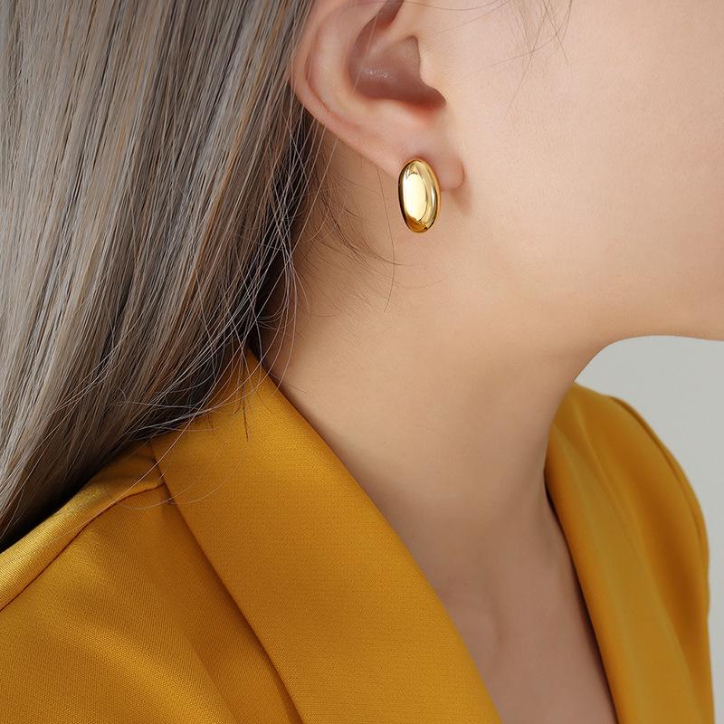 European-Inspired Versatile Rice Grain Stud Earrings, Stylish 18K Gold-Plated Titanium Steel Design
