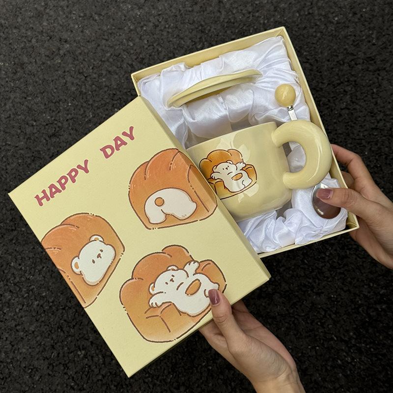 Cute cute mug birthday gift girl gives girlfriend creative practical cup large capacity ceramic cup with lid