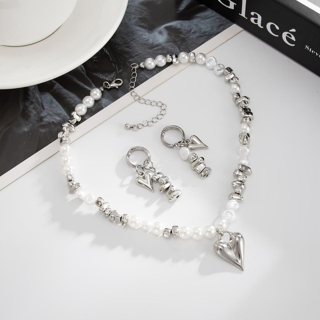 Salircon Exquisite Imitation Pearl Necklace Earrings Set Women Trendy Irregular Acrylic Beaded Love Heart Pendant Choker Jewelry
