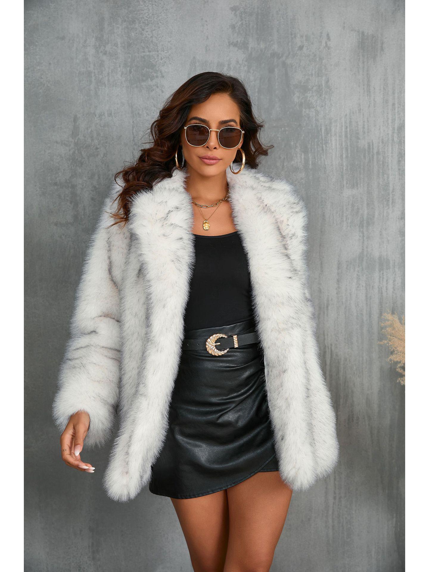 

2024 Европейское и американское женское осенне-зимнее пальто с воротником из искусственного меха Triple Extra Large