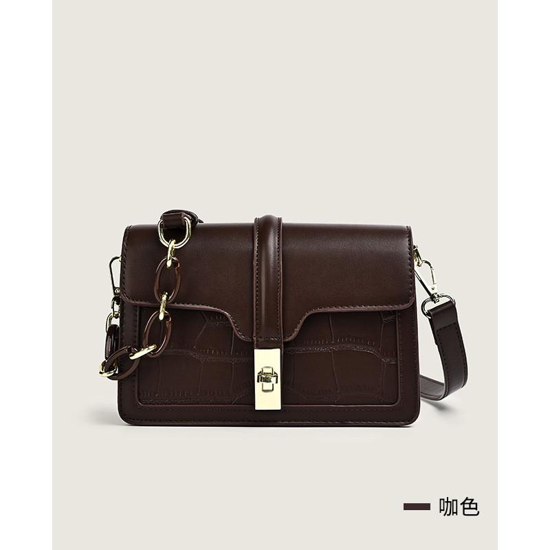 IELGY Fashion Black Crossbody Bag Retro Texture Shoulder Bag