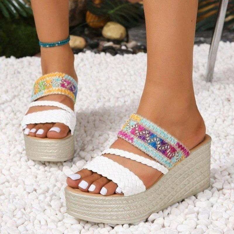 Fashion 2025 NEW Large Size Summer New Thick Heel Slippers Women's Woven Comfortable Outdoor Shoes Rubber Sole Ladies Sandals