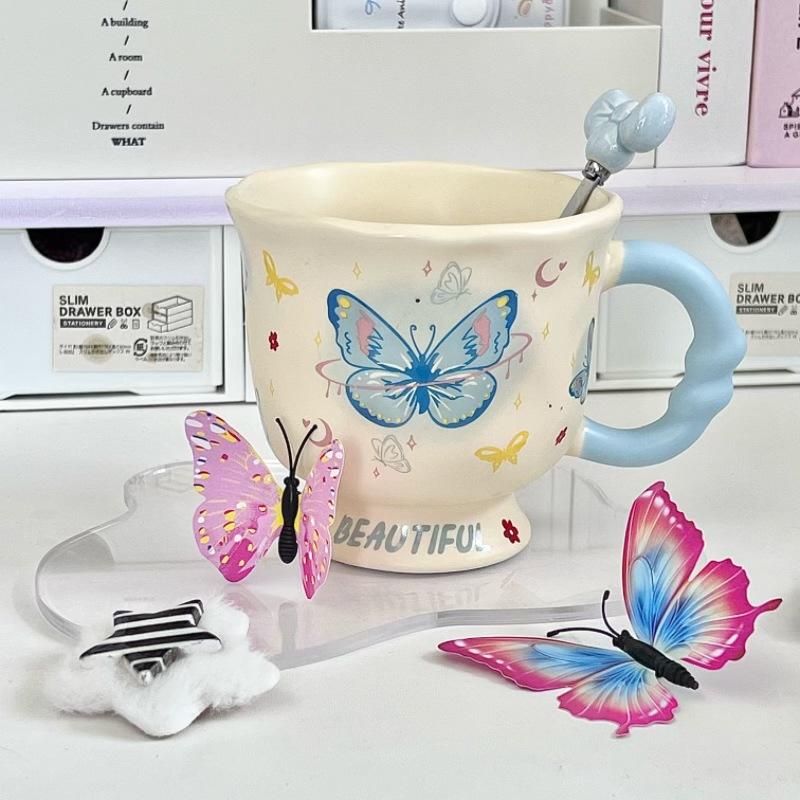Birthday Gift for Girlfriends, Girl's Heart Butterfly Mug, High-value Ceramic Water Cup, Girl's Souvenir Gift Box.