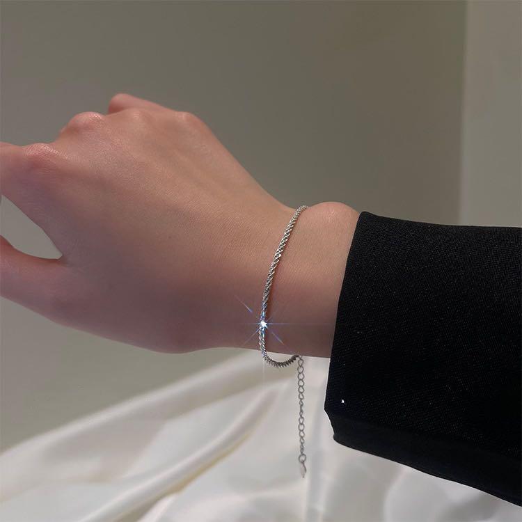 Sparkling necklace female Korean version Internet celebrity design temperament simple collarbone chain accessories