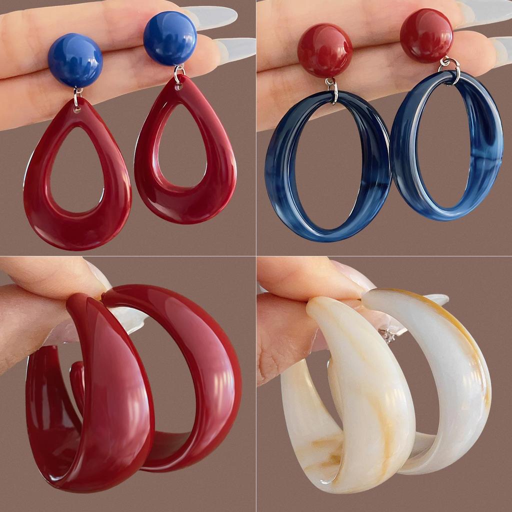 2025 New Retro Hong Kong Style Colorful Earrings: Luxury, High-End Studs, Exaggerated Fashion for Women