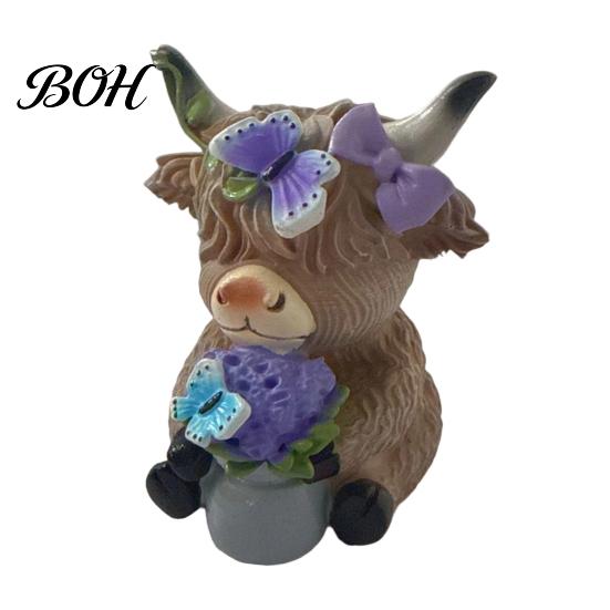 Whimsical Courtyard Sculptures Lavender Highland Cow Resin Figurine, Cute Fluffy with Butterfly Bow & Floral Wreath, Animal Figurines Pastel