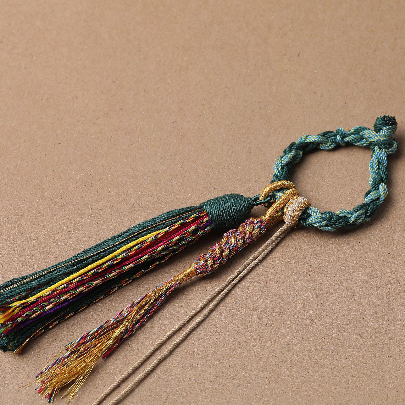 

Тибетский брелок-подвеска с кисточкой из хлопка ручной работы