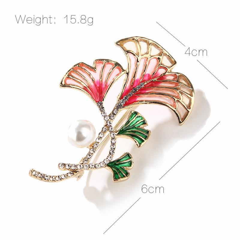 Light Luxury Exquisite Ginkgo Leaf Inlaid Zirconium Brooch Personalised Multi Leaf Pearl Pin Clothing Accessories Perfect Gift for Couples