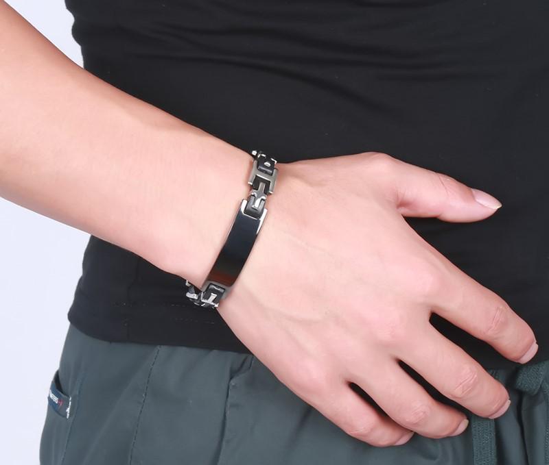 Titanium Steel Silicone Curved Bracelet for Men - Engravable Jewelry Accessory