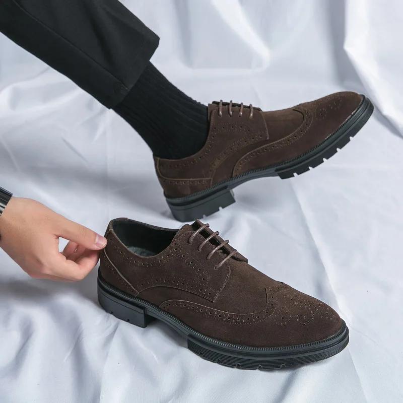 Large Size Abrasive Leather Brock Carved Business Dress Shoes for Men Round Head Lace-up Casual Shoes