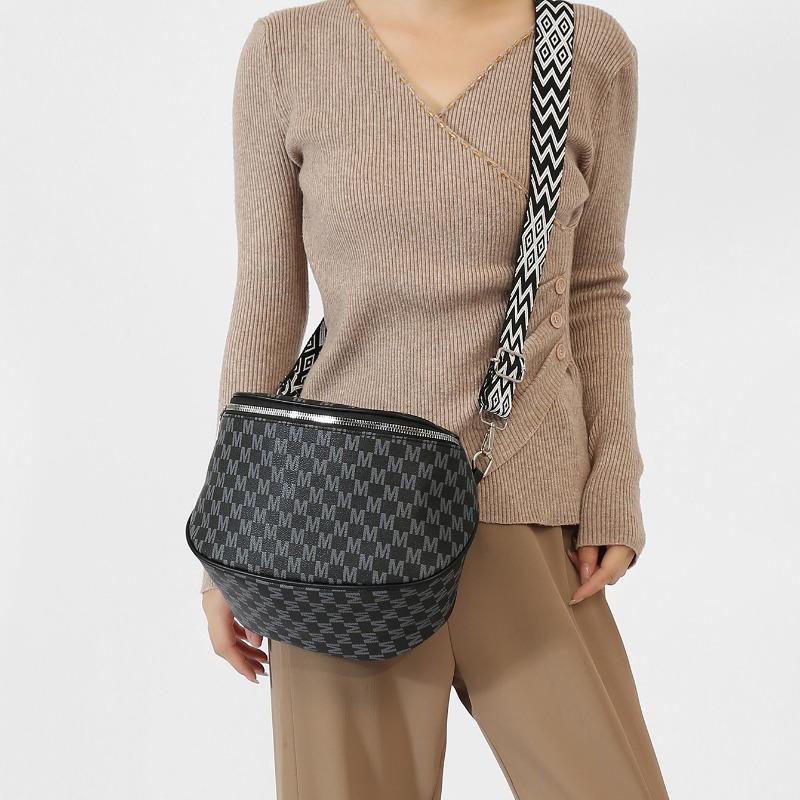 Bag women's new retro printed women's fanny pack fashionable versatile shoulder bag trendy messenger bag breast bag women