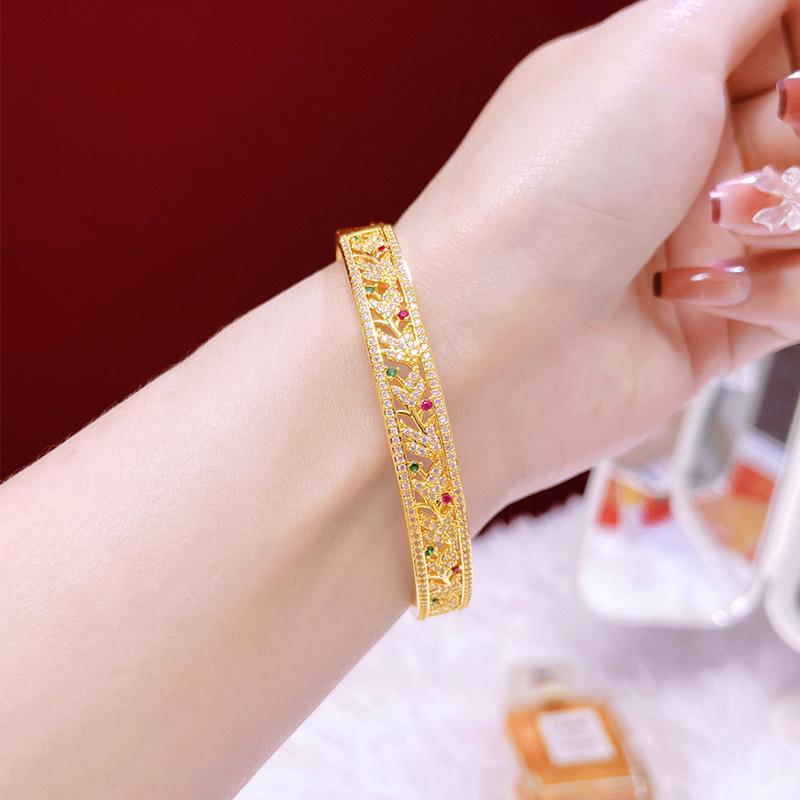 Hollow Carved Bracelet, Multi-color Flower and Rattan Bracelet for Women, Exquisite, Light, Luxurious