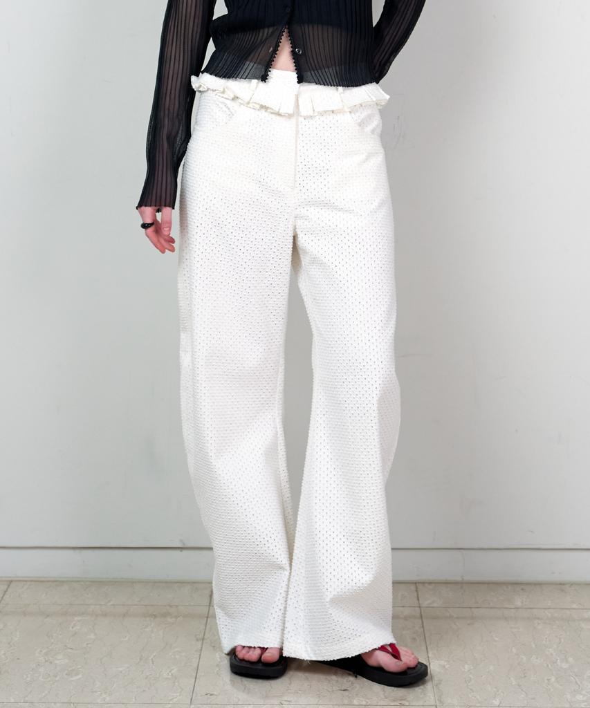 Seuleubi Punching Frill Round Pants