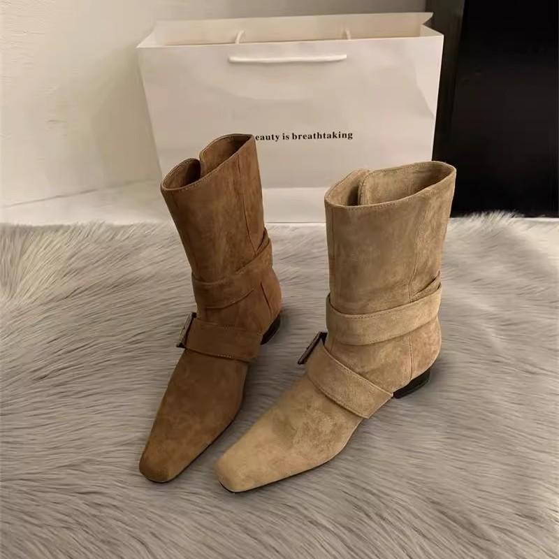 2025 Korean version of the new niche design retro French short boots small square head western boots casual medium boots women's boots