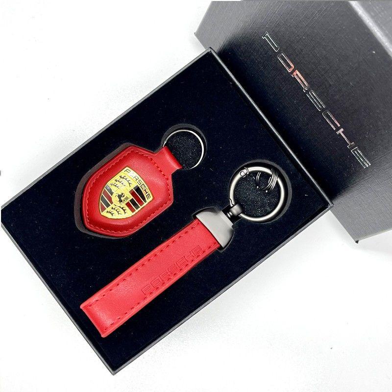 Auto Schlüsselanhänger Halter Schild Leder Schlüsselring Kette Anhänger Geschenke Für Porsche Macan 911 718 Taycan Panamera Cayenne Boxster Cayman rot