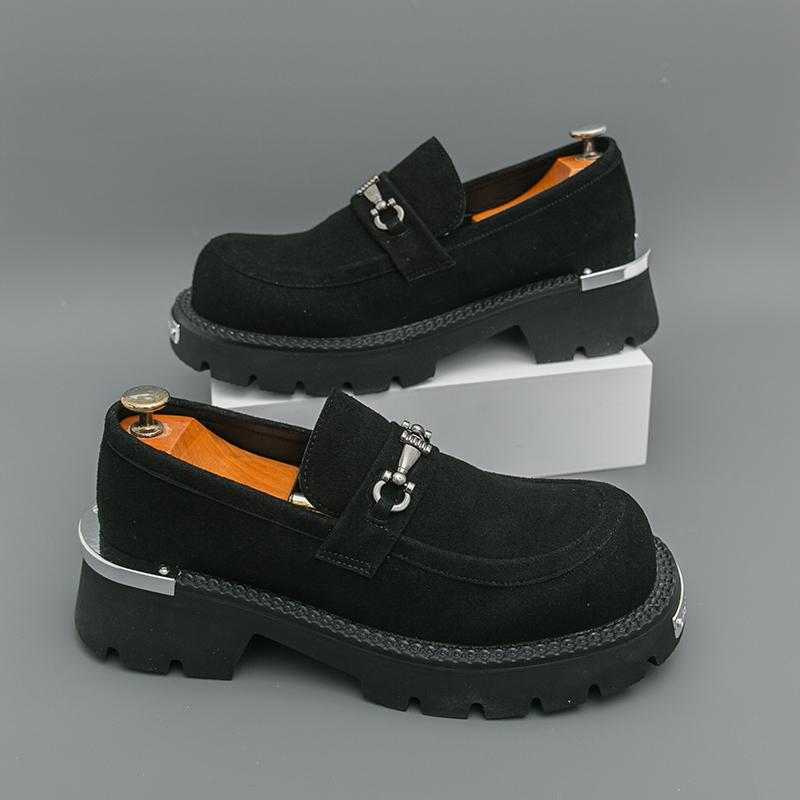 Fashion Classic Men Loafers Men One-foot Casual Thick-soled Lightweight Breathable Fashionable Brand Shoes Social Shoes Men Sizes 37-46