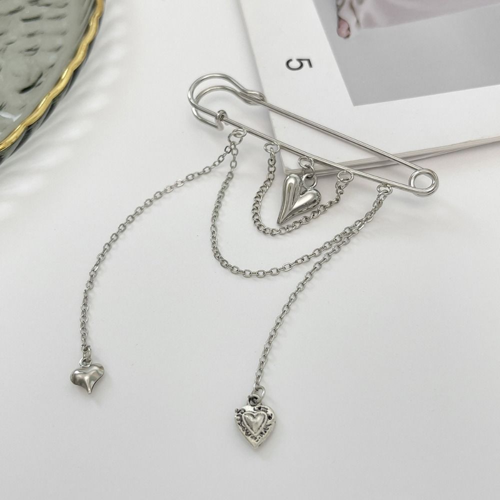 Heart Pearl Bow Brooch Tassel Fixed Clothes Pin Vintage Trouser Leg Decorative Brooch Loose Jeans