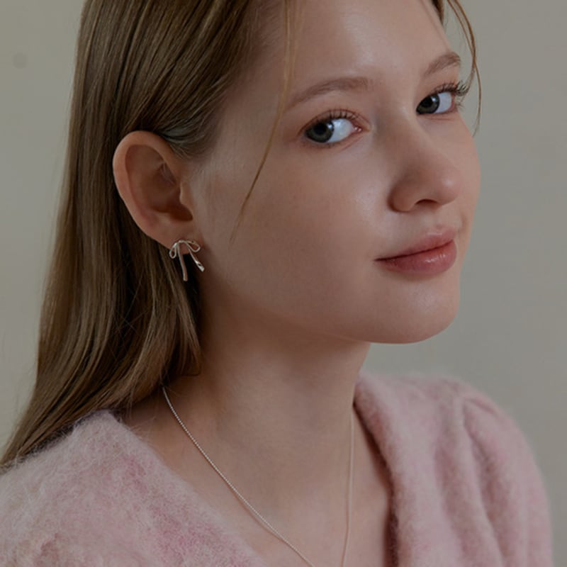 Lewe Tie ribbon earring