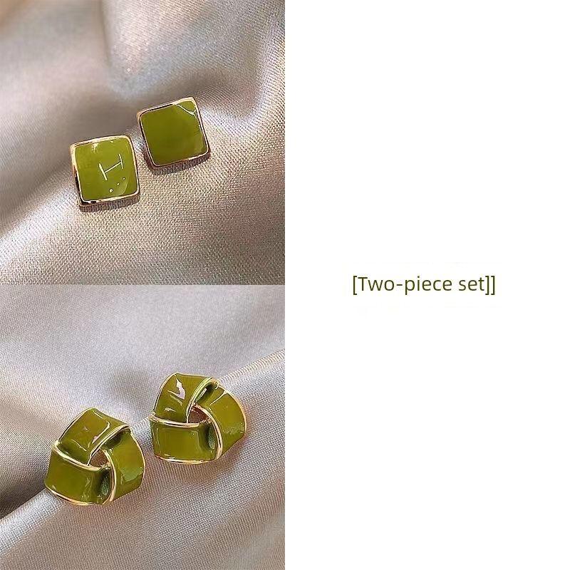 

[4 PCs Set] Green Ear Studs 2023 New Arrival Minimalist Exquisite Refined Grace Petite Earrings Easiest for Match Special-Interest Earrings Square + Triangle [two pairs]]