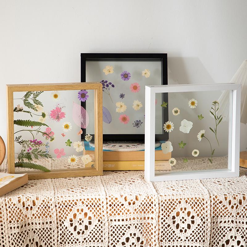 Handmade European Embossed Photo Frame with Transparent Glass and Wooden Leaf Plant Design