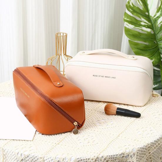 Travel Cosmetic Bag Open Flat Waterproof Faux Leather Makeup Bag Toiletry Organizer with Multiple Compartments for Vacation Trip
