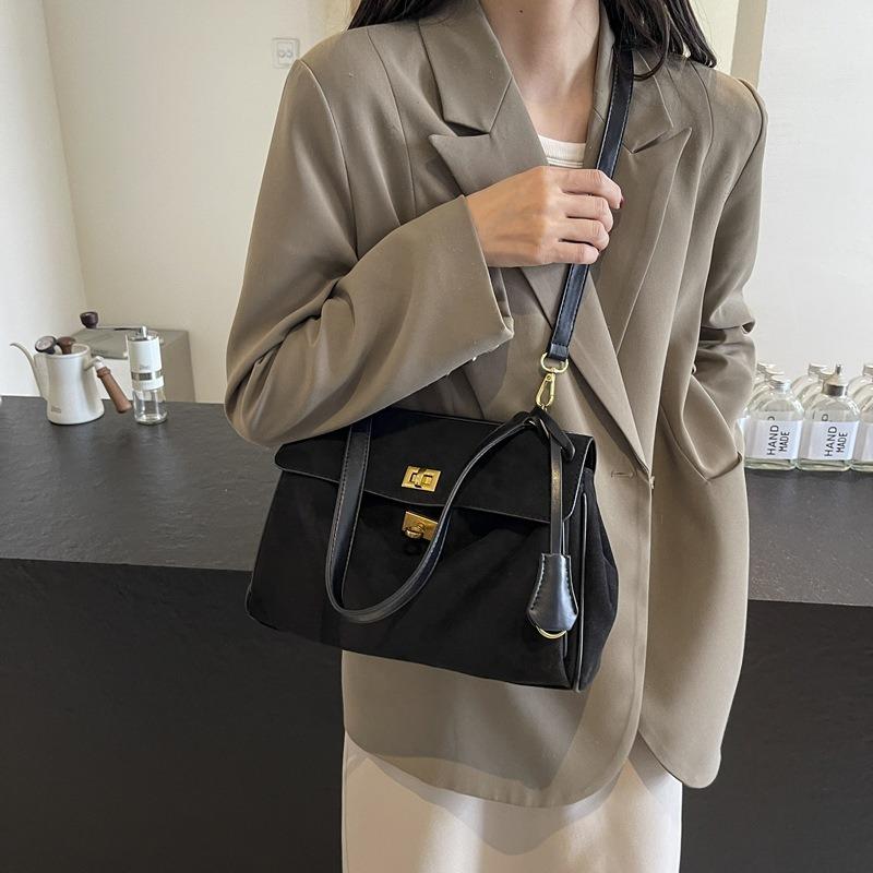 High-end Style Commuting Bag for Work, Fashionable and Large Capacity, Single Shoulder Bag