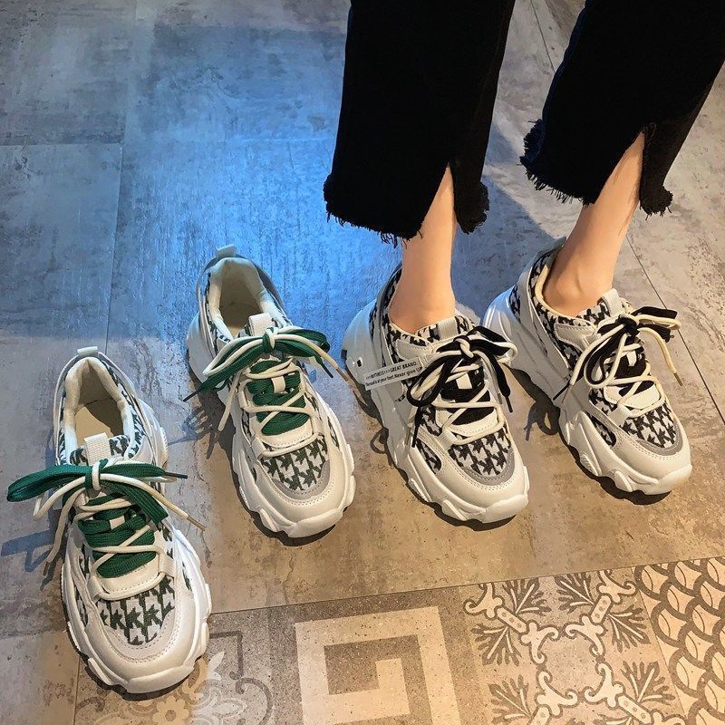 Женские кроссовки на платформе — фото 3