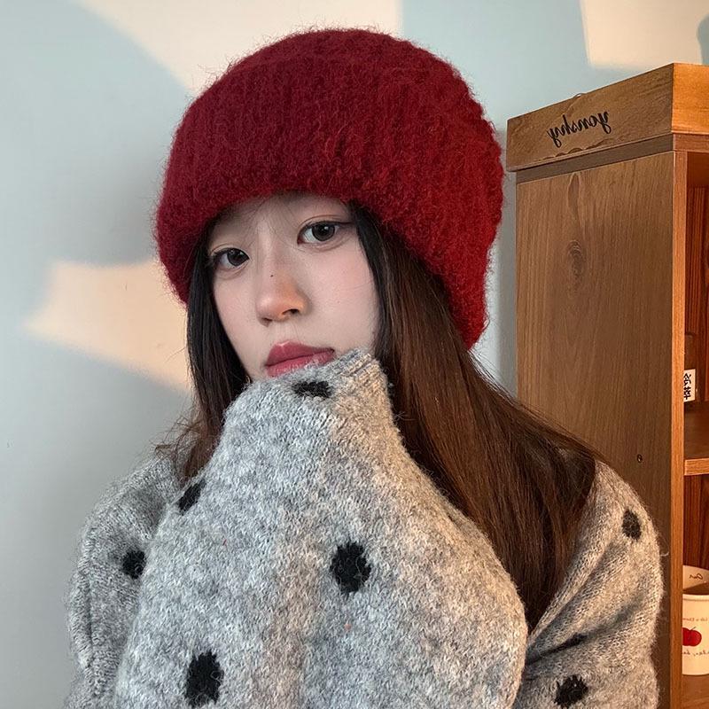 Japanese Style Wool Knit Hat: Versatile, Warm, Ear-Protecting Slouchy Cap for Women with Larger Head Circumference