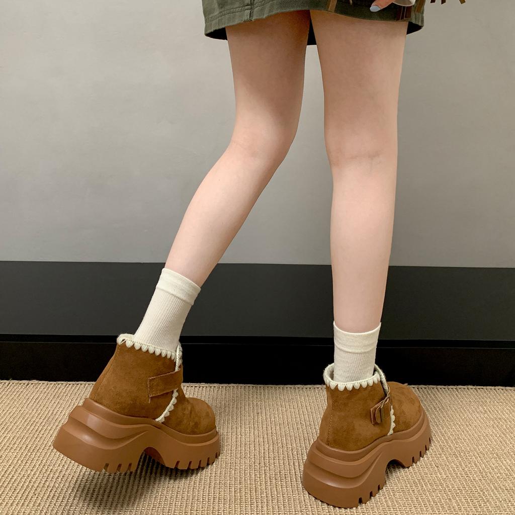 Brown retro thick-soled thick-heeled heightened Martin boots women's 2025 new autumn skirt, thin and versatile short boots