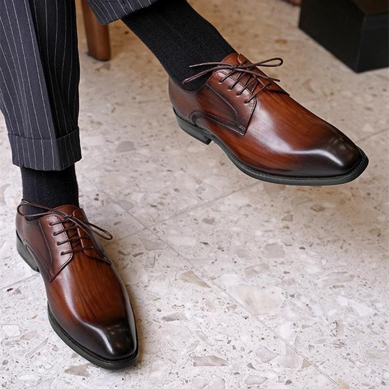 Fashion Brogue Men Wedding Dress Shoes Fashion Leather Shoe Lace-up High Quality Business Shoes Formal Black Brown Party Shoes Men